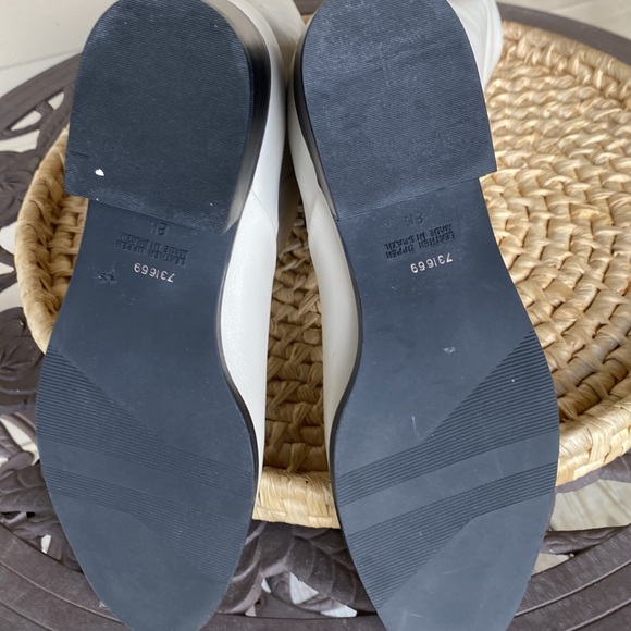 Leather Boots - Picture 5 of 7